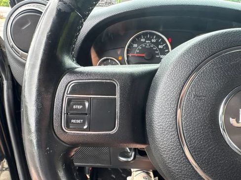Used 2012 Jeep Wrangler Unlimited Sport AWD/4WD image 22