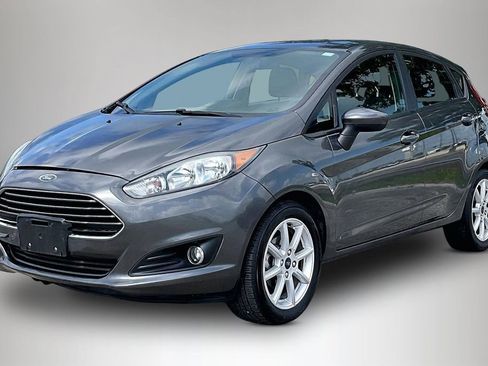 Used 2019 Ford Fiesta SE w/ Equipment Group 201A FWD image 2