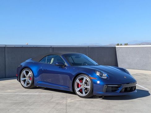Used 2024 Porsche 911 Carrera 4S image 9