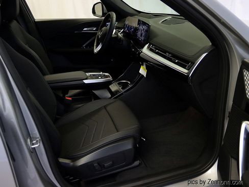 New 2025 BMW X1 xDrive28i w/ Premium Package image 35