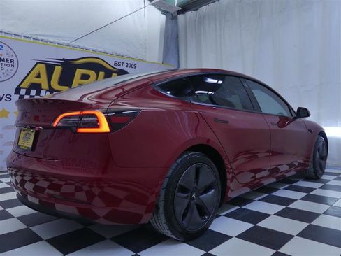 Used 2019 Tesla Model 3 Standard Range Plus image 6