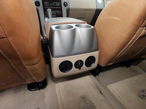Used 2005 Ford F150 King Ranch RWD image 32