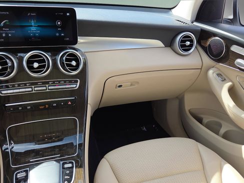 Certified 2022 Mercedes-Benz GLC 300 GLC 300 image 13