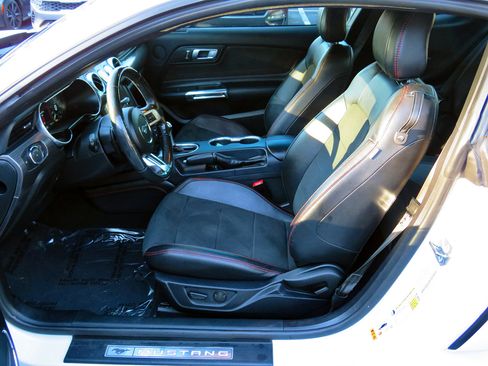 Used 2020 Ford Mustang GT Premium w/ Equipment Group 401A image 11