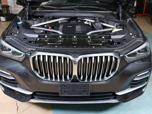 Used 2019 BMW X5 xDrive40i w/ Convenience Package AWD/4WD image 8