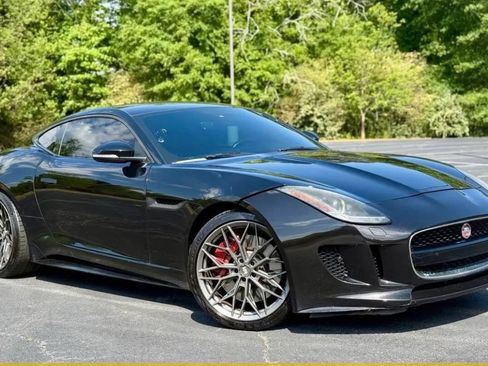 Used 2015 Jaguar F-TYPE R RWD image 32