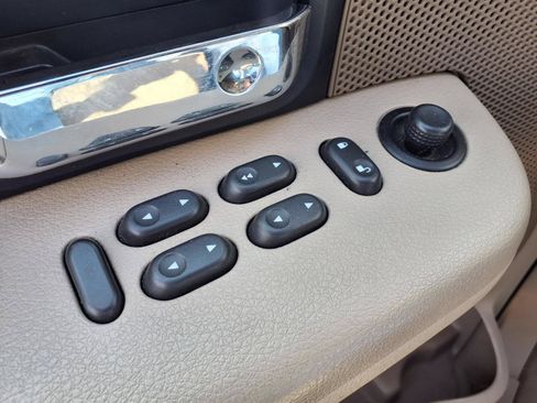 Used 2006 Ford F150 XLT RWD image 15