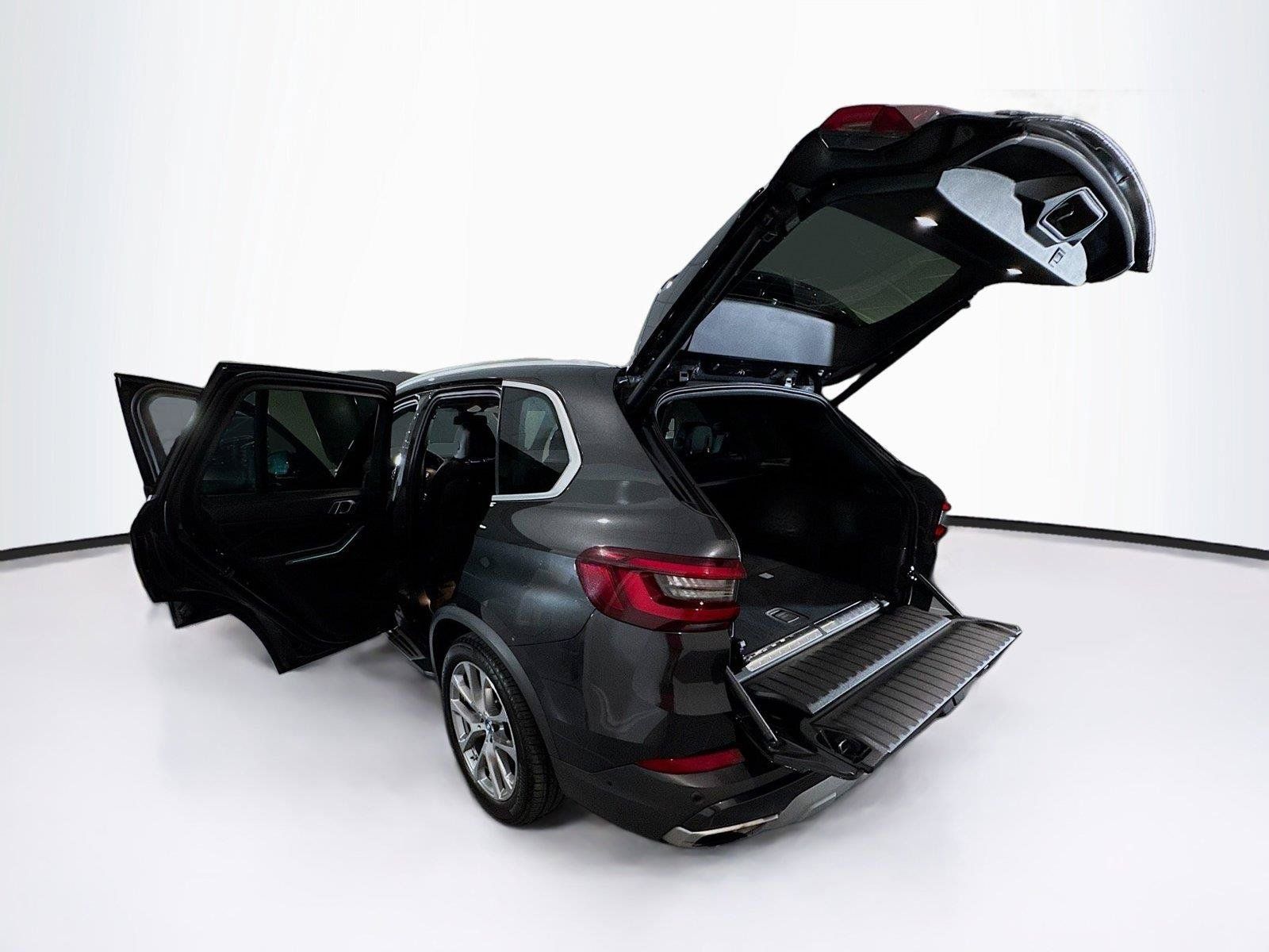 Used 2023 BMW X5 xDrive45e AWD/4WD image 41
