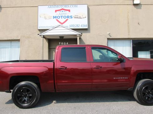 Used 2017 Chevrolet Silverado 1500 LT w/ All Star Edition AWD/4WD image 4