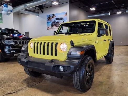 Certified 2023 Jeep Wrangler Unlimited Sport w/ Sun And Sound Package AWD/4WD image 4