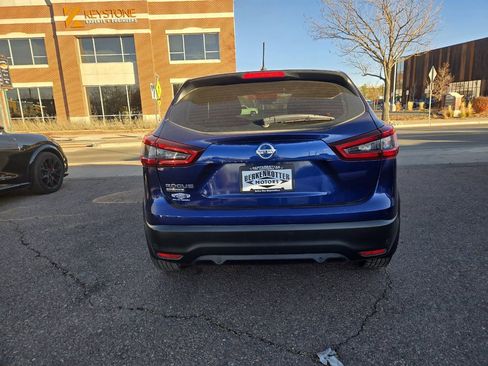 Used 2020 Nissan Rogue Sport S image 8
