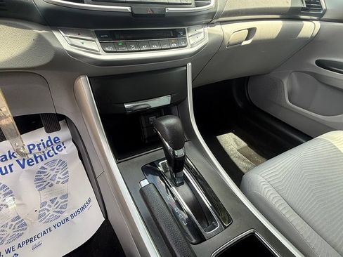 Used 2015 Honda Accord LX image 15