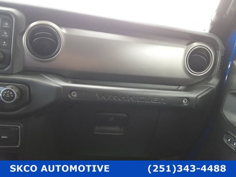 Used 2020 Jeep Wrangler Unlimited Sport S image 24