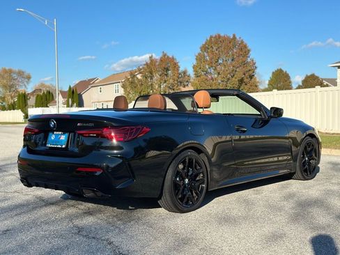 Used 2025 BMW 440i xDrive Convertible w/ Premium Package image 9