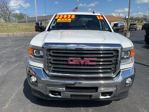 Used 2016 GMC Sierra 2500 SLT w/ Suspension Package, Off-Road image 8