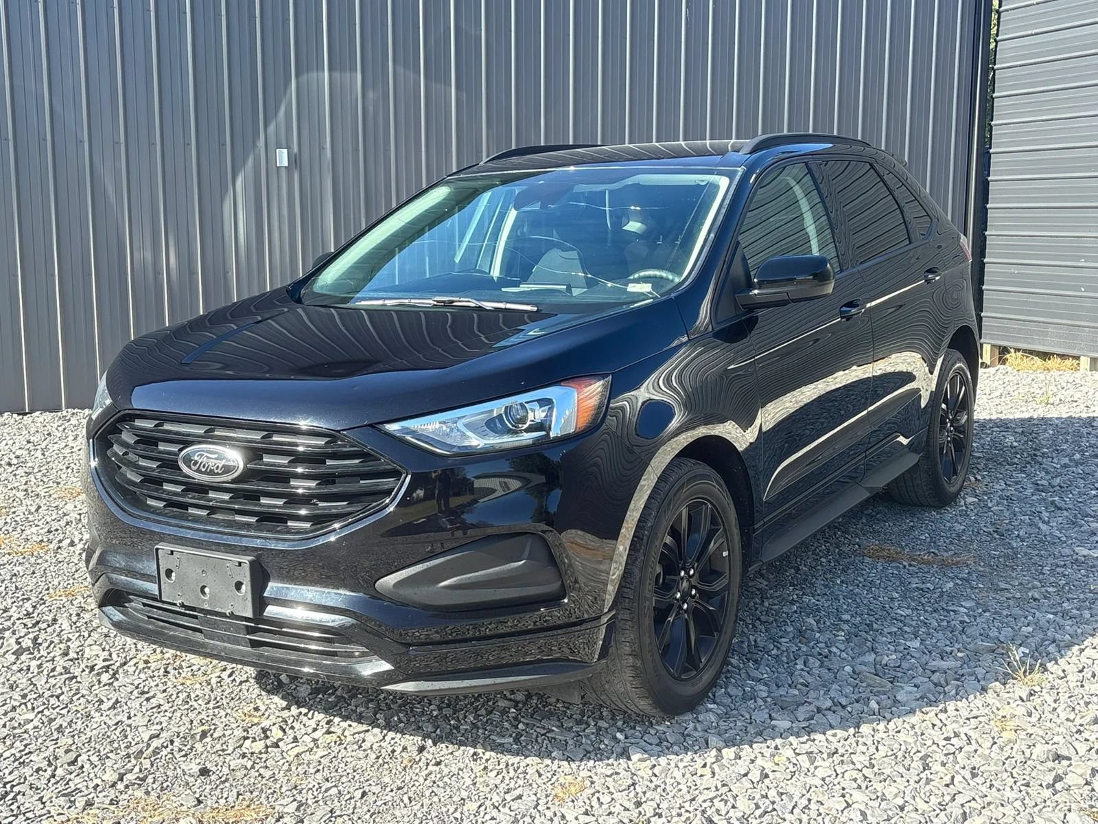 Used 2022 Ford Edge SE w/ Black Appearance Package AWD/4WD image 1