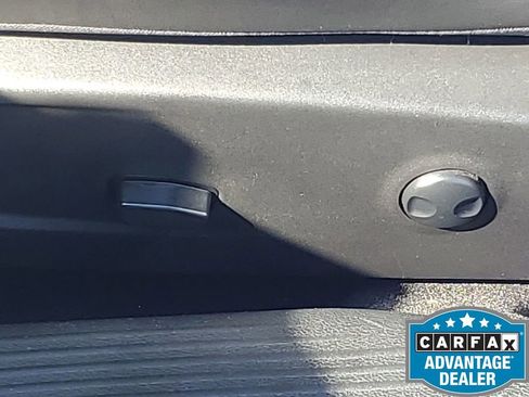 Used 2023 Dodge Challenger R/T w/ Plus Package image 30