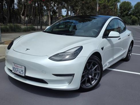 Used 2021 Tesla Model 3 Standard Range Plus RWD image 38