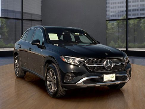 Used 2024 Mercedes-Benz GLC 300 image 10