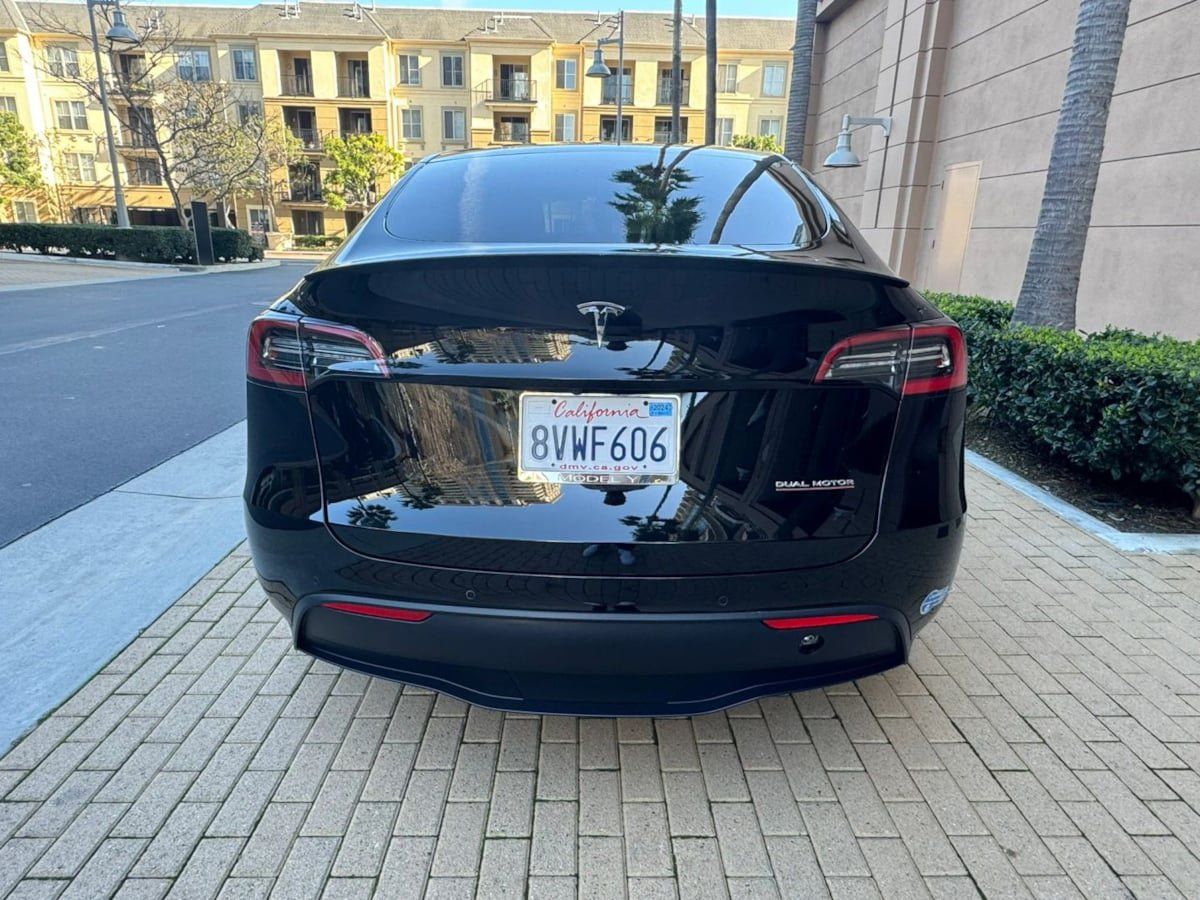 Used 2023 Tesla Model Y Long Range AWD/4WD image 6