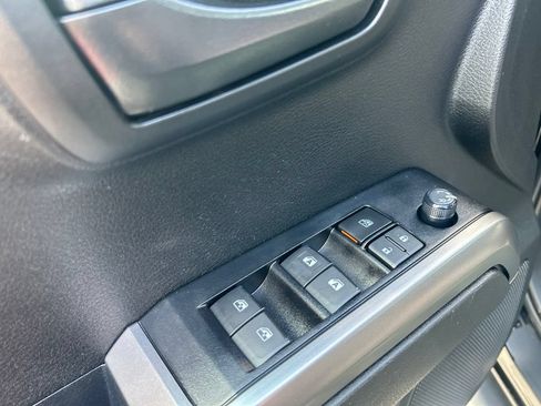 Used 2023 Toyota Tacoma SR5 w/ SX Package AWD/4WD image 5