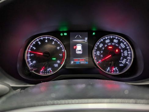 Used 2021 Toyota RAV4 XLE w/ XLE Grade Weather Package AWD/4WD image 23