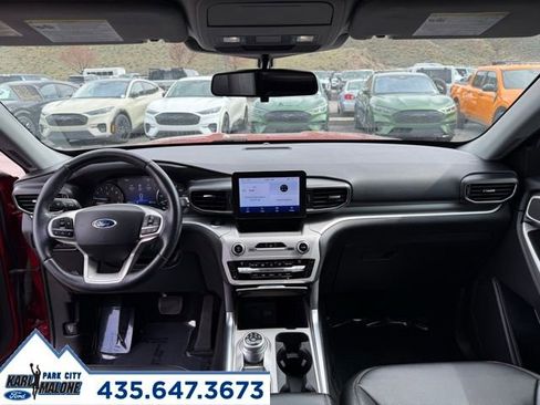 Used 2020 Ford Explorer XLT w/ Equipment Group 202A AWD/4WD image 29
