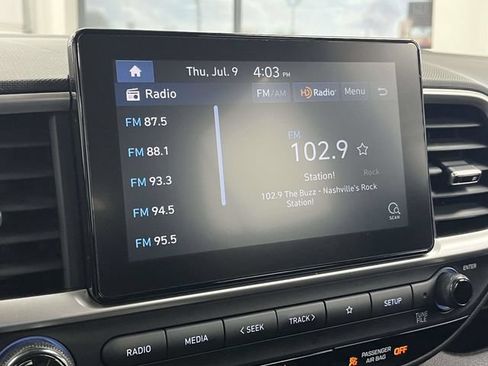 Used 2021 Hyundai Venue SEL FWD image 31
