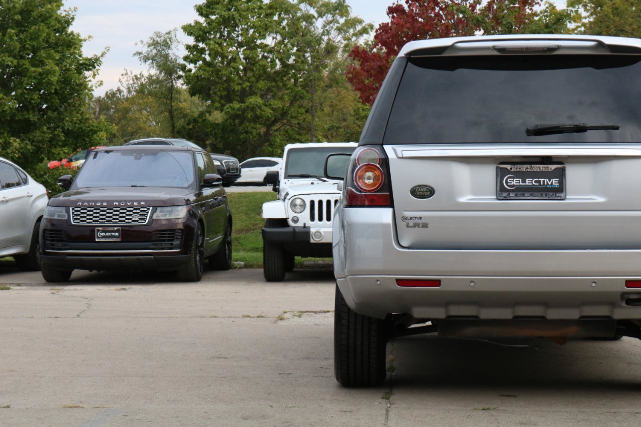 Used 2014 Land Rover LR2 AWD/4WD image 8