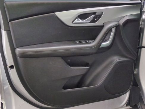 Used 2019 Chevrolet Blazer LT FWD image 22