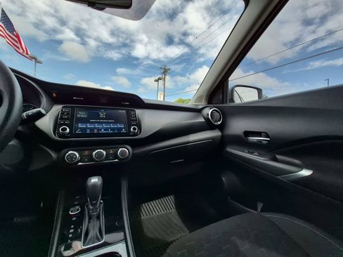 Used 2023 Nissan Kicks SV FWD image 3