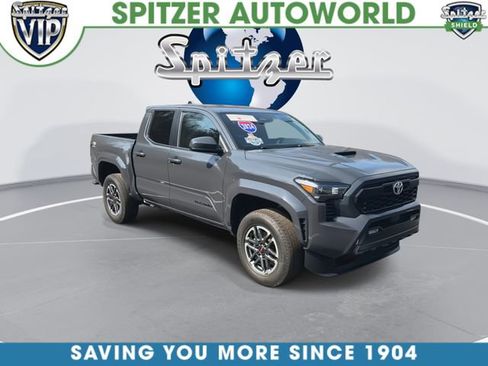 Certified 2024 Toyota Tacoma TRD Sport image 2