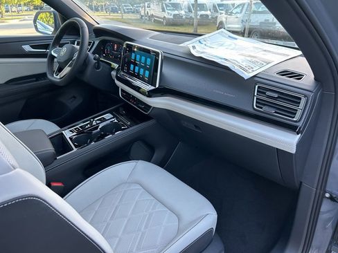 New 2026 Volkswagen Atlas Cross Sport SEL Premium R-Line AWD/4WD image 44