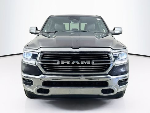 Used 2023 RAM 1500 Laramie AWD/4WD image 2