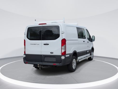 Used 2016 Ford Transit 250 130 Low Roof w/ Exterior Upgrade Package RWD image 7