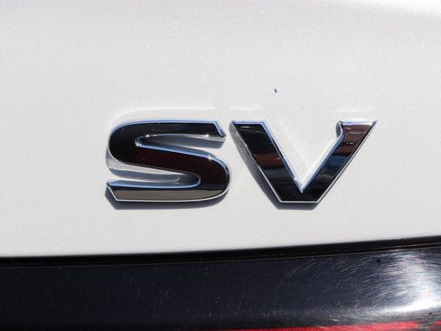 Used 2024 Nissan Versa SV FWD image 50