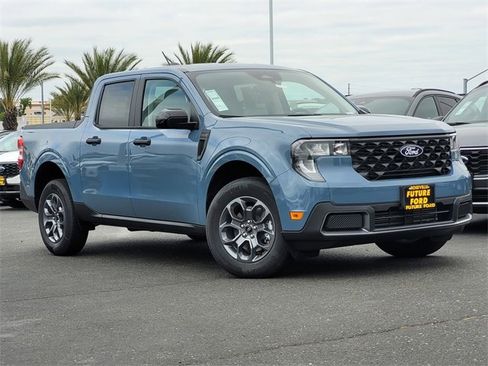 New 2025 Ford Maverick XLT image 1