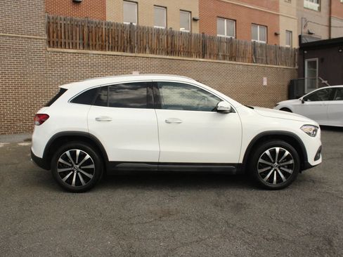 Used 2023 Mercedes-Benz GLA 250 w/ Premium Package image 6