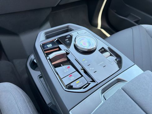 New 2026 BMW iX xDrive45 w/ M Sport Package image 16