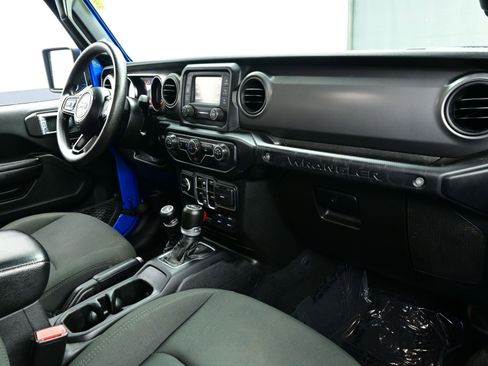 Used 2021 Jeep Wrangler Unlimited Sport image 14
