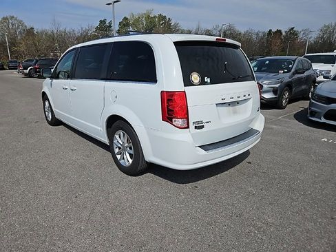 Used 2019 Dodge Grand Caravan SXT image 5