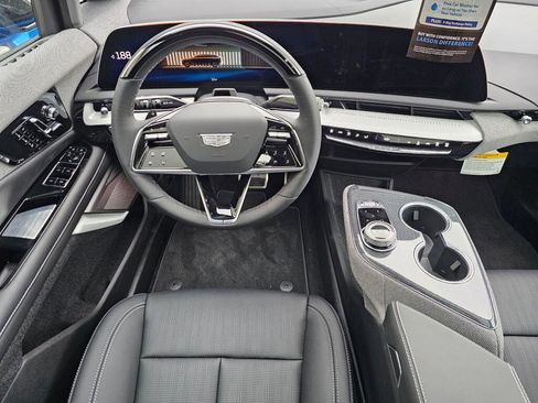 New 2026 Cadillac Optiq Luxury 2 AWD/4WD image 23
