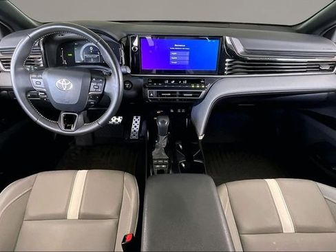 Used 2025 Toyota Camry SE w/ Multimedia Upgrade Package FWD image 7