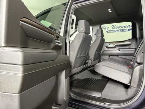 Used 2024 Chevrolet Silverado 1500 LT image 13