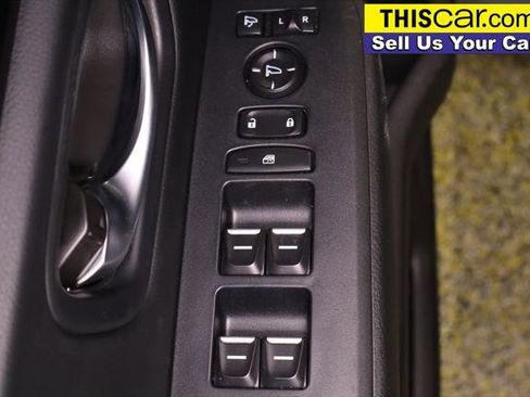 Used 2025 Honda Pilot TrailSport image 37