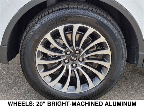 Certified 2023 Lincoln Aviator Reserve AWD/4WD image 9