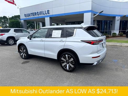 Used 2025 Mitsubishi Outlander SE AWD/4WD image 22
