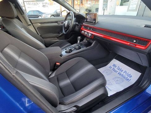 Used 2022 Honda Civic Sport image 17