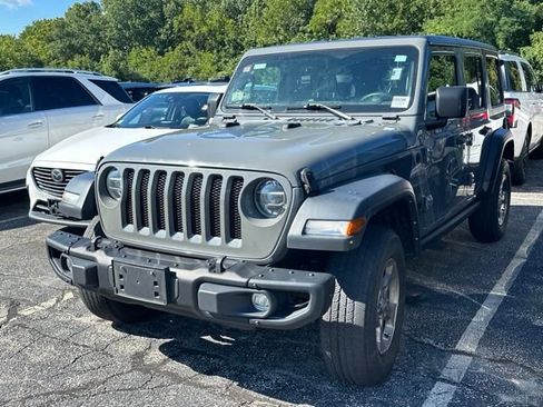 Used 2021 Jeep Wrangler Unlimited Sport AWD/4WD image 3