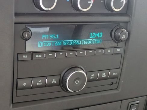 New 2024 GMC Savana 3500 w/ Power Convenience Package image 19